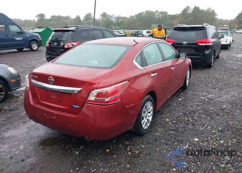2013 Nissan Altima 2.5 из США, поврежденный, VIN 1N4AL3AP4DC920278